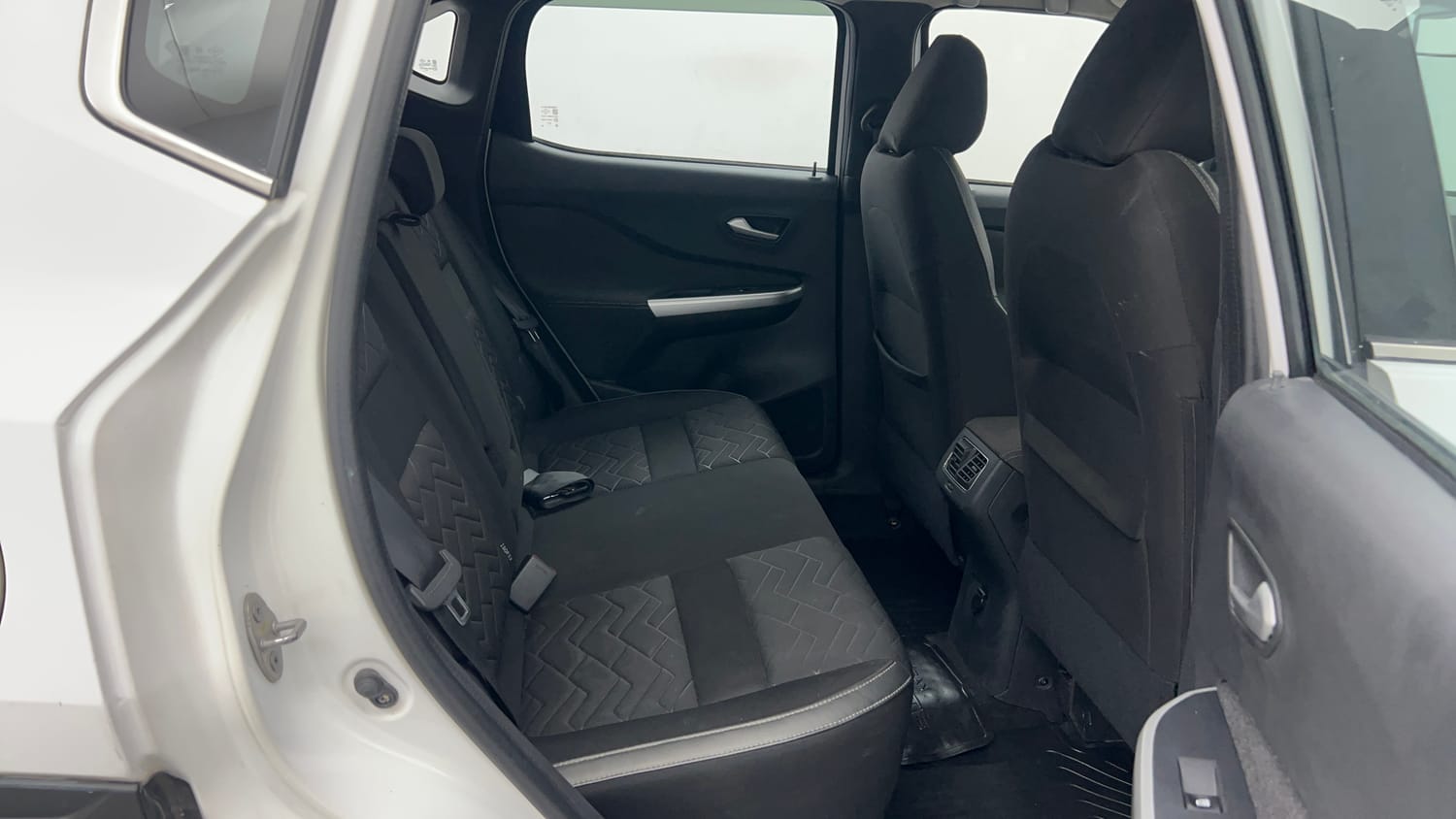 Used 2024 Nissan Magnite XV Premium Turbo CVT Petrol Automatic interior RIGHT SIDE REAR DOOR CABIN VIEW