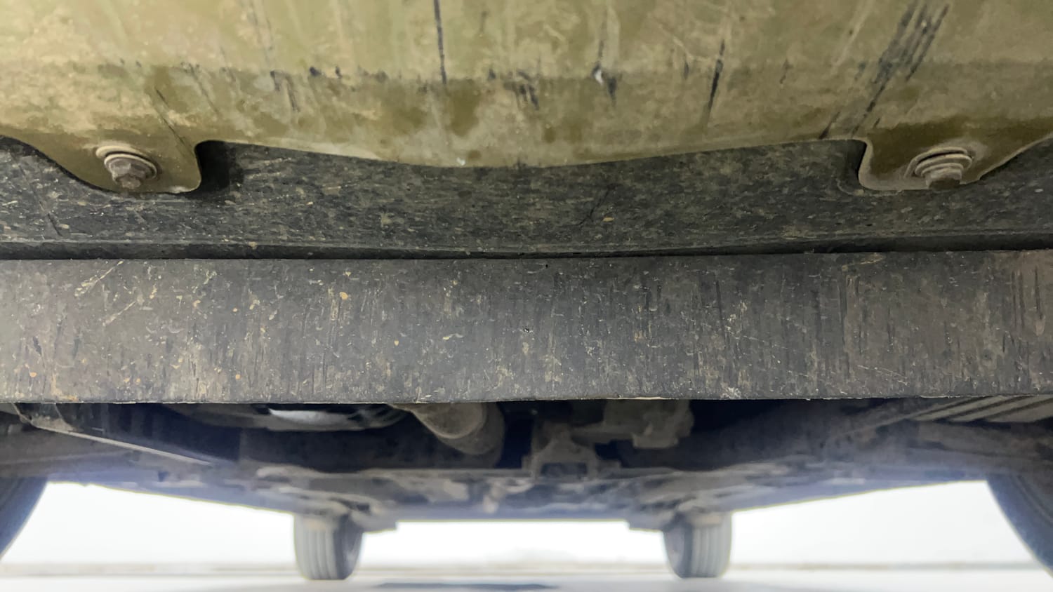 Used 2021 Tata Altroz XZ Plus Petrol Petrol Manual extra FRONT LEFT UNDERBODY VIEW