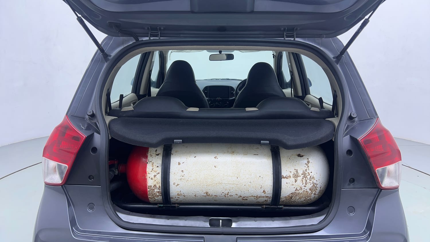 Used 2019 Hyundai Santro Sportz CNG Cng Manual interior DICKY INSIDE VIEW