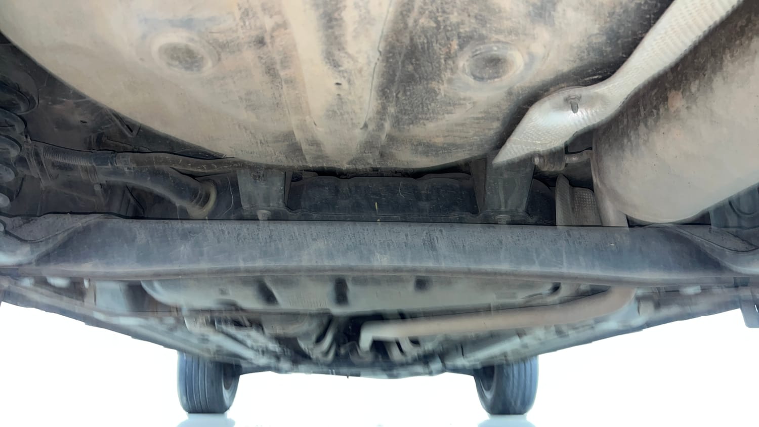 Used 2022 Hyundai Venue SX 1.2 Petrol Petrol Manual extra REAR UNDERBODY VIEW (TAKEN FROM REAR)