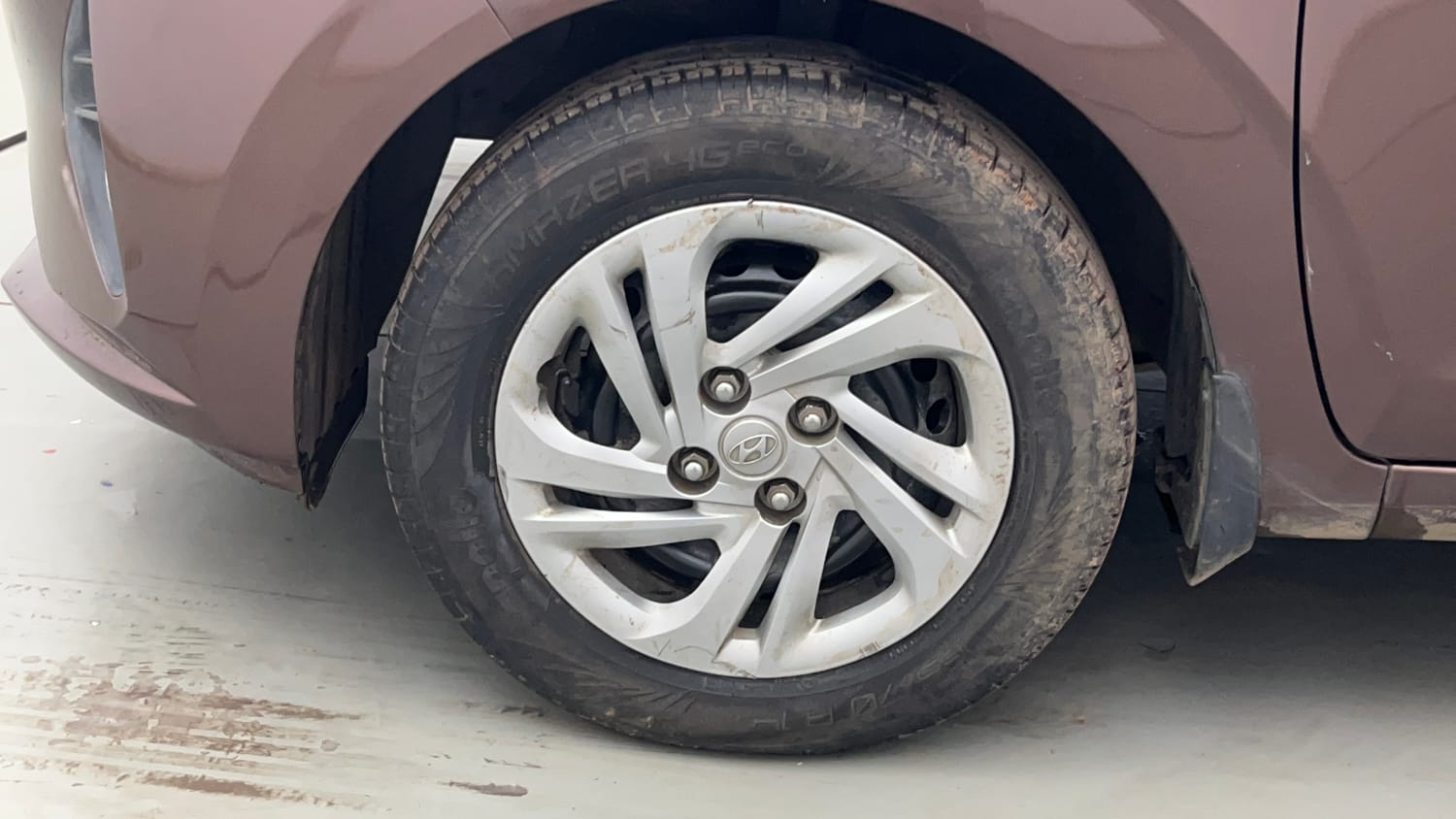 Used 2020 Hyundai Aura S 1.2 Petrol Petrol Manual tyres LEFT FRONT TYRE RIM VIEW