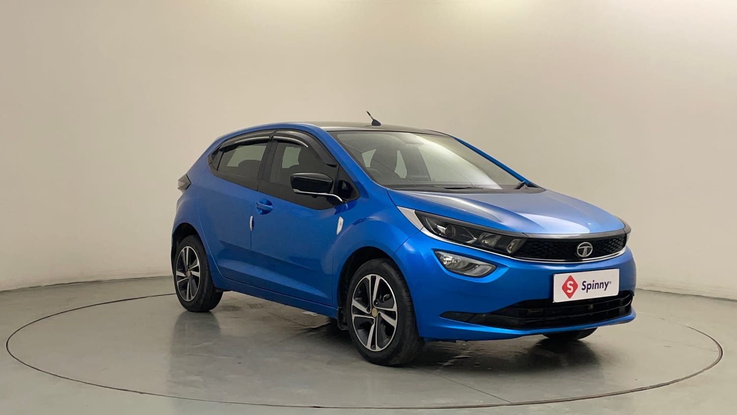 Used 2022 Tata Altroz XZ Plus Petrol Petrol Manual exterior RIGHT FRONT CORNER VIEW
