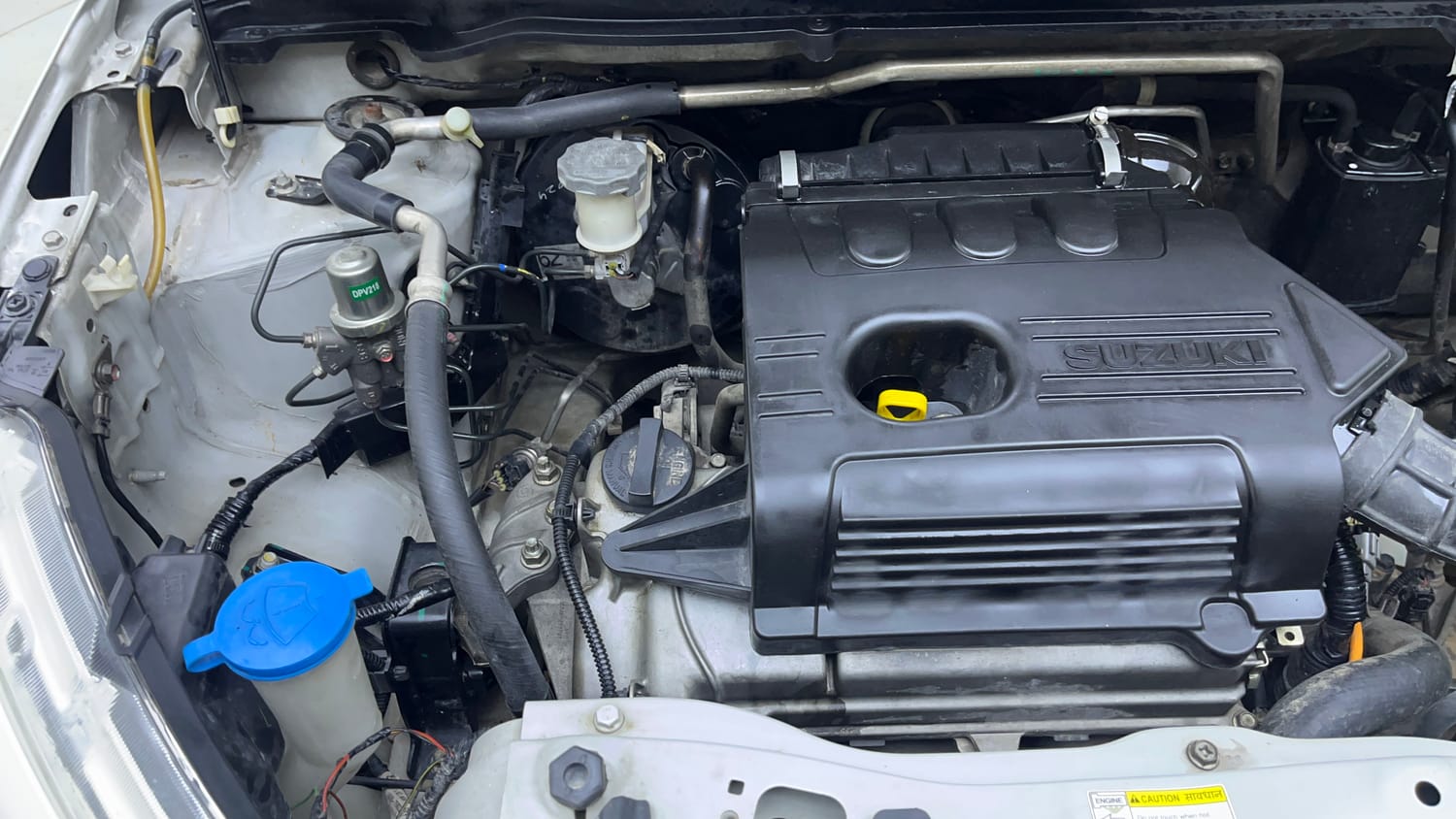 Used 2017 Maruti Suzuki Celerio ZXi Petrol Manual engine ENGINE RIGHT SIDE VIEW