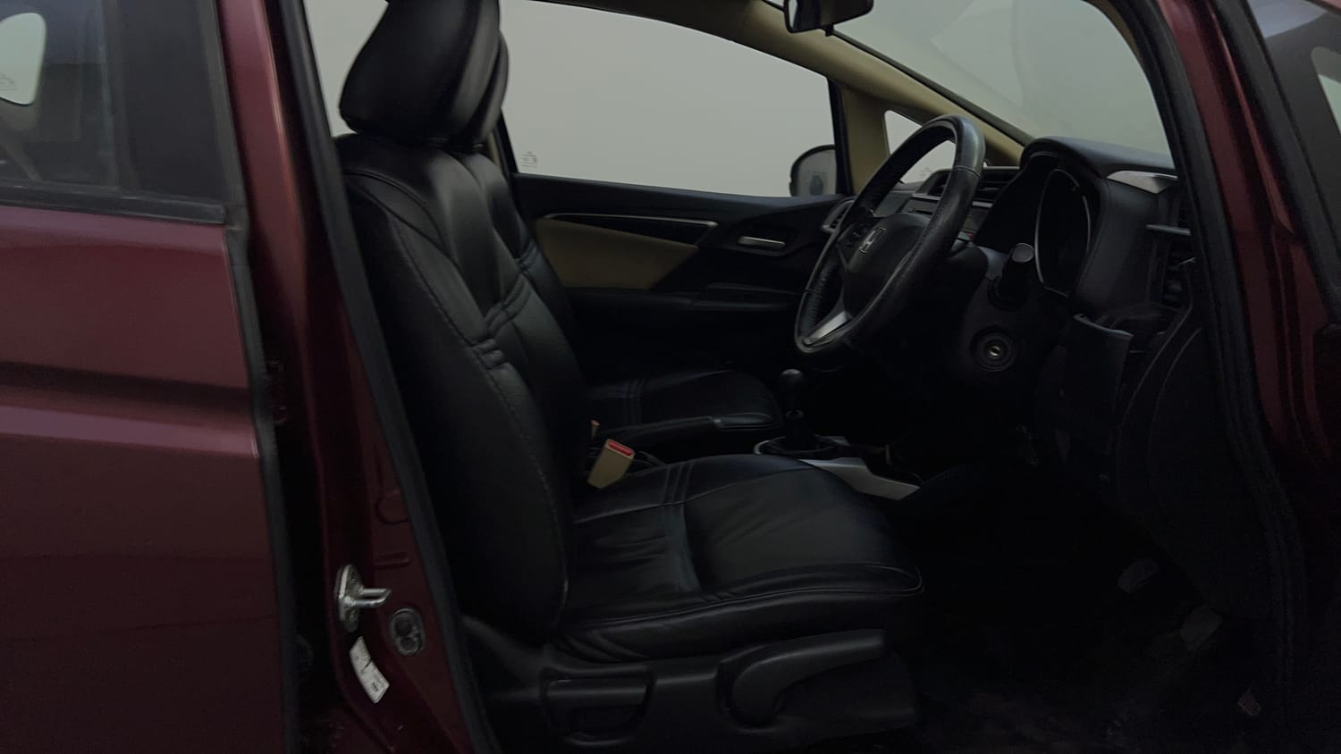 Used 2015 Honda Jazz V Petrol Petrol Manual interior RIGHT SIDE FRONT DOOR CABIN VIEW
