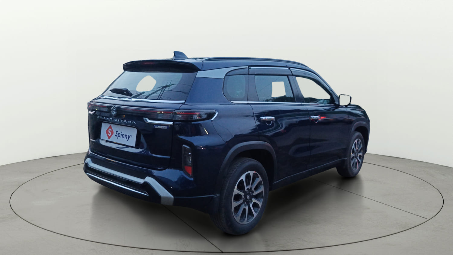 Used 2022 Maruti Suzuki Grand Vitara Alpha Smart Hybrid AT Petrol Automatic exterior RIGHT REAR CORNER VIEW