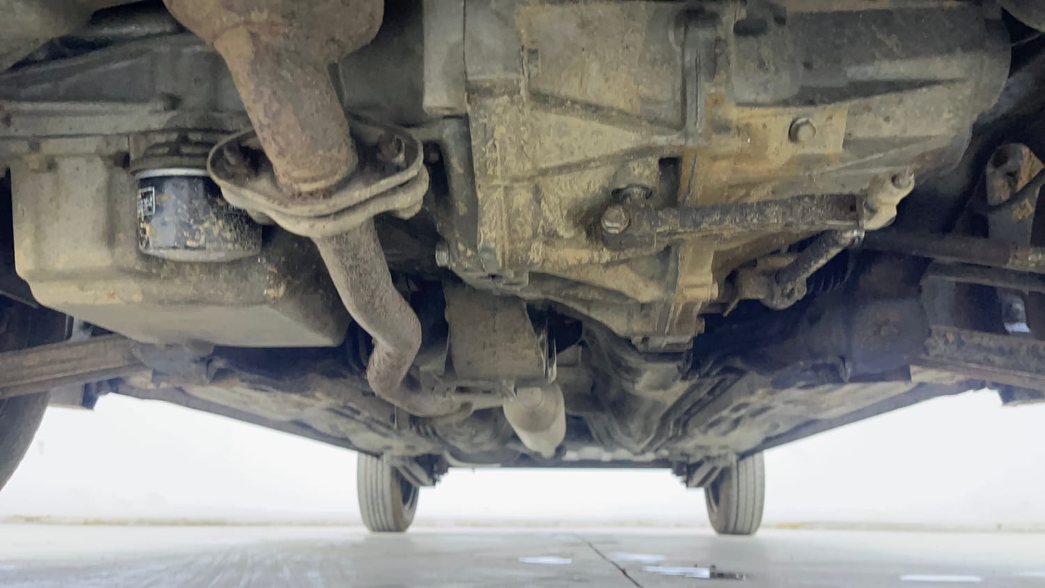 Used 2015 Maruti Suzuki Alto K10 LXi Petrol Manual extra FRONT LEFT UNDERBODY VIEW