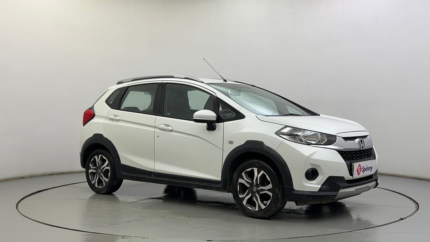Used 2018 Honda WR-V S MT Petrol Petrol Manual exterior RIGHT FRONT CORNER VIEW