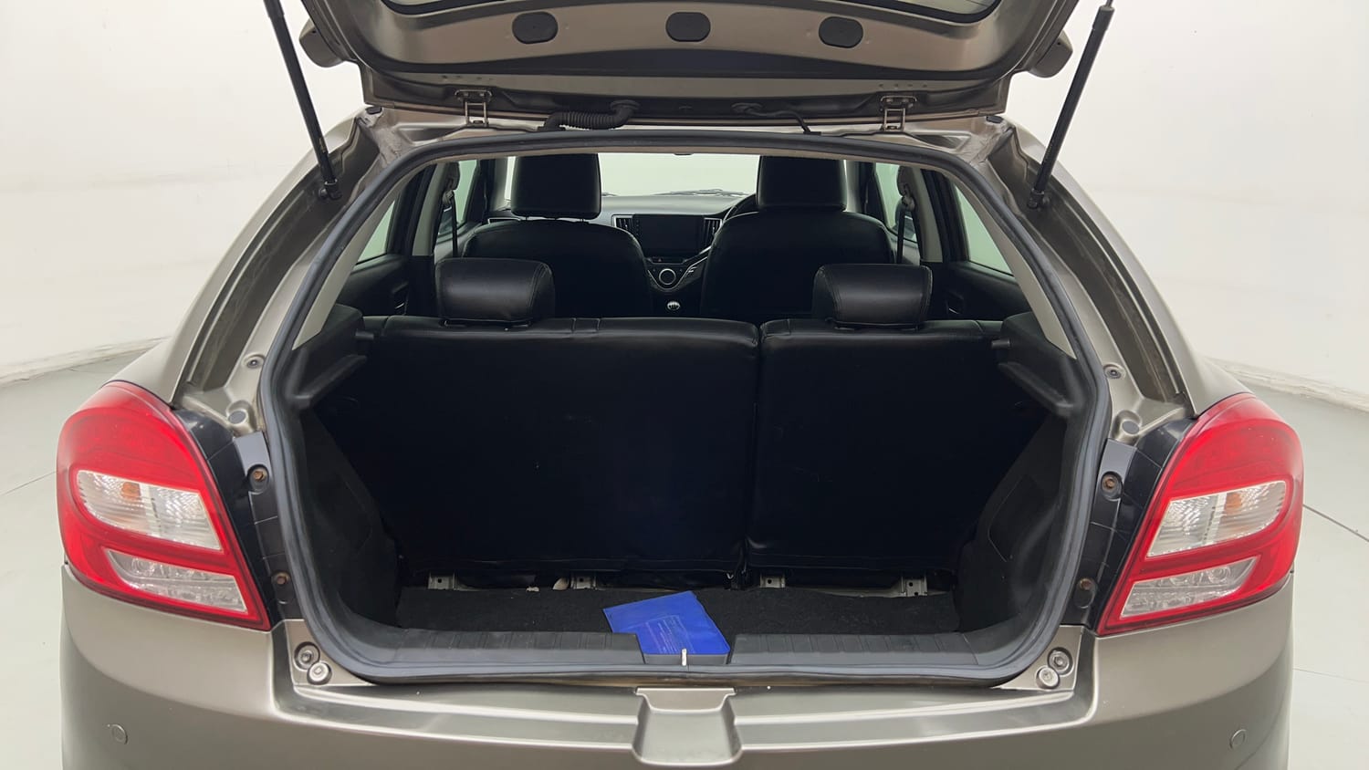 Used 2019 Maruti Suzuki Baleno Alpha Petrol Manual interior DICKY INSIDE VIEW