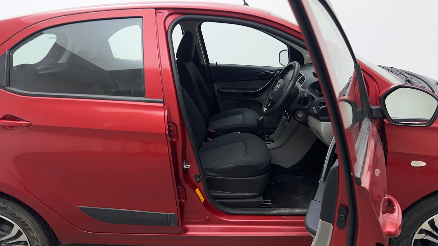 Used 2019 Tata Tiago Revotron XZ w/o Alloy Petrol Manual interior RIGHT SIDE FRONT DOOR CABIN VIEW