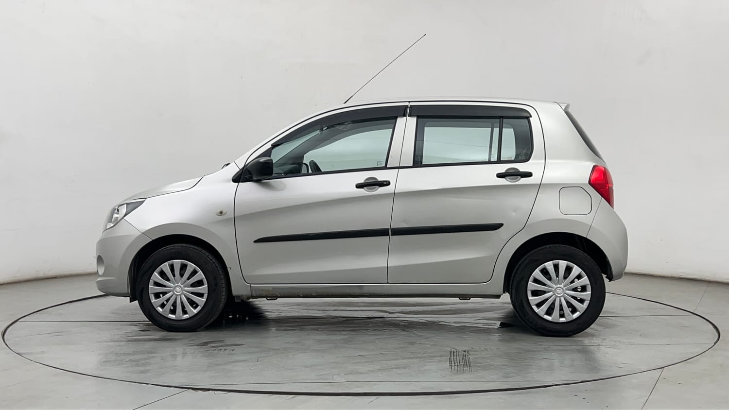 Used 2015 Maruti Suzuki Celerio VXi Petrol Manual exterior LEFT SIDE VIEW