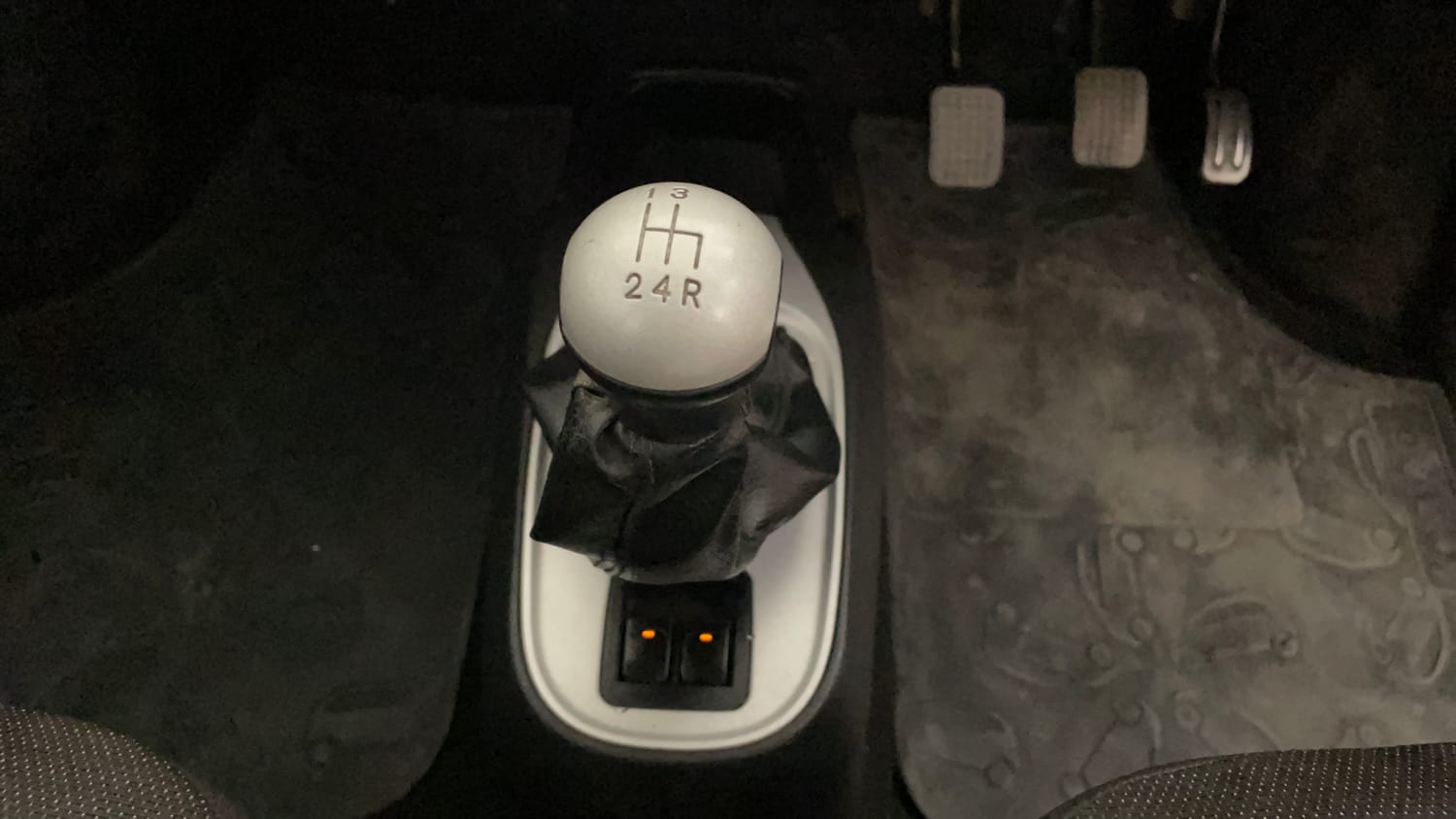 Used 2015 Tata Nano Twist XT Petrol Manual interior GEAR  KNOB VIEW