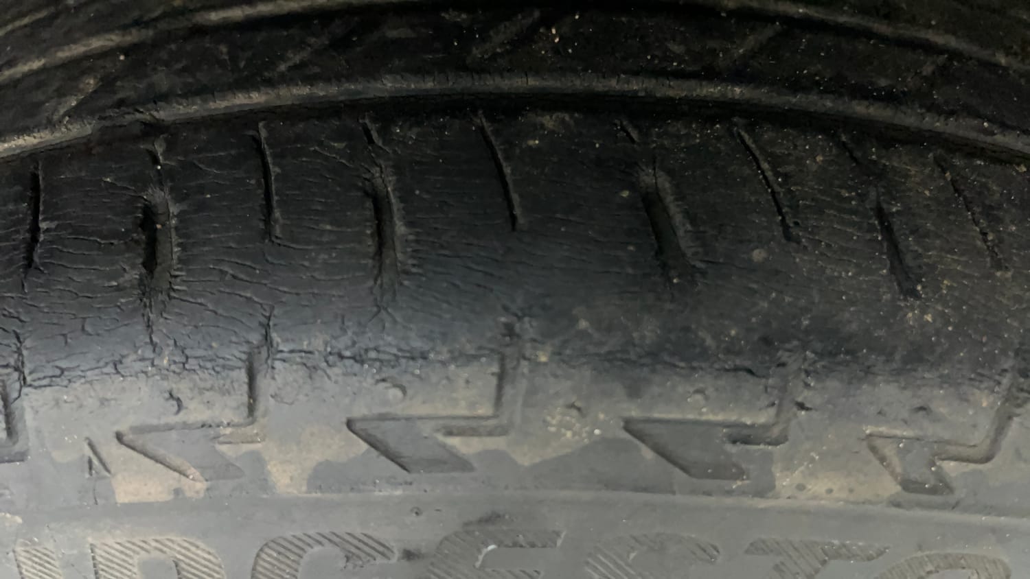 Used 2018 Honda WR-V S MT Petrol Petrol Manual tyres RIGHT FRONT TYRE TREAD VIEW
