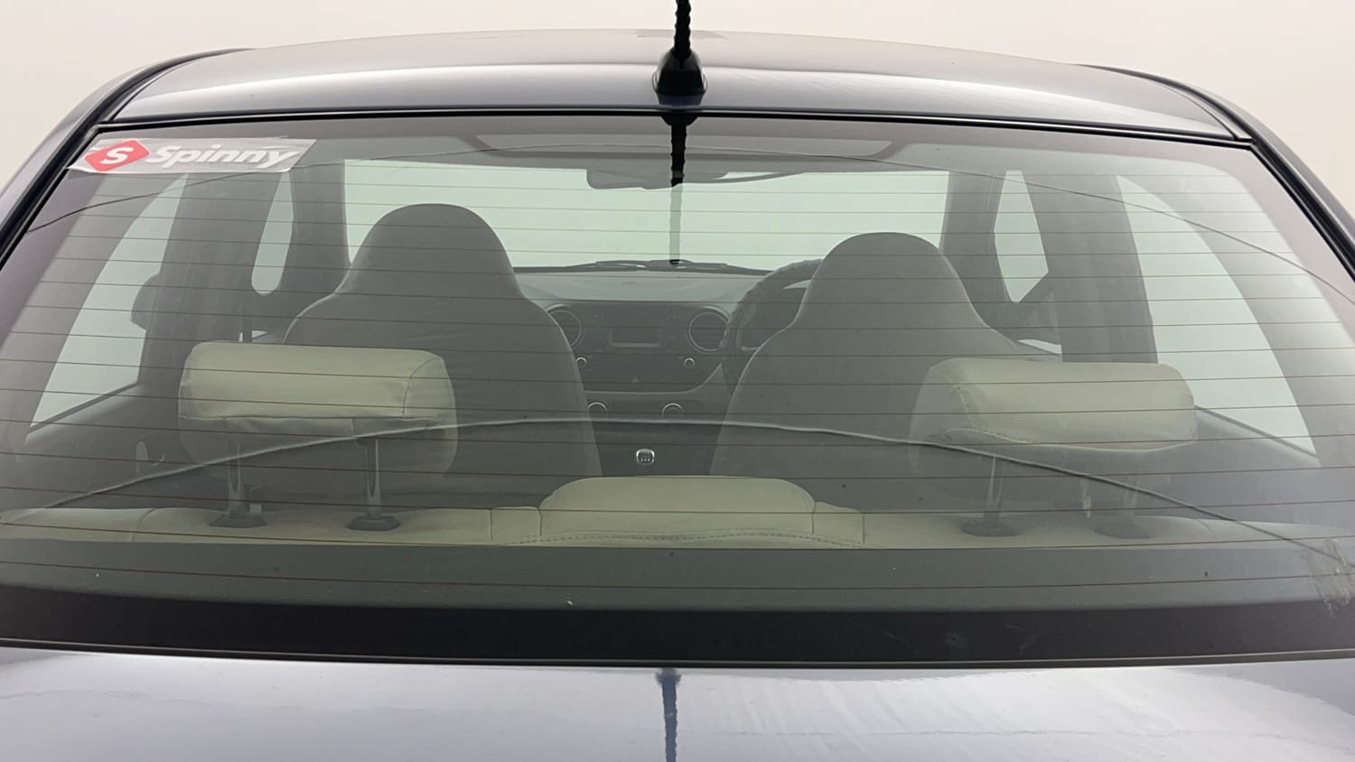 Used 2014 Hyundai Xcent SX 1.2 Petrol Manual top_features Rear defogger