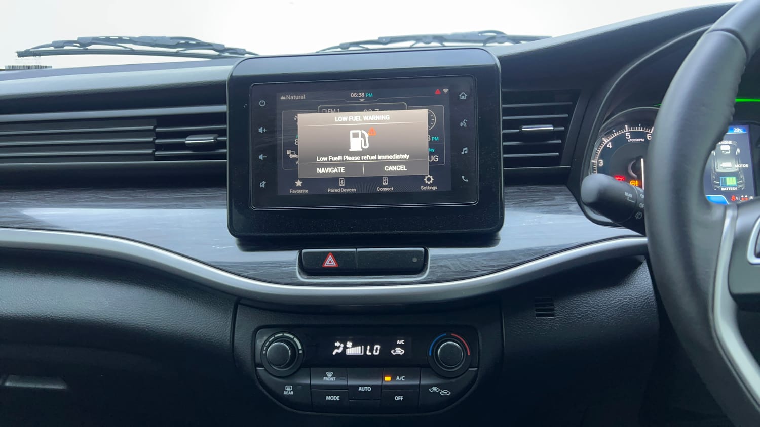 Used 2025 Maruti Suzuki XL6 Alpha Plus MT Petrol Petrol Manual interior MUSIC SYSTEM & AC CONTROL VIEW