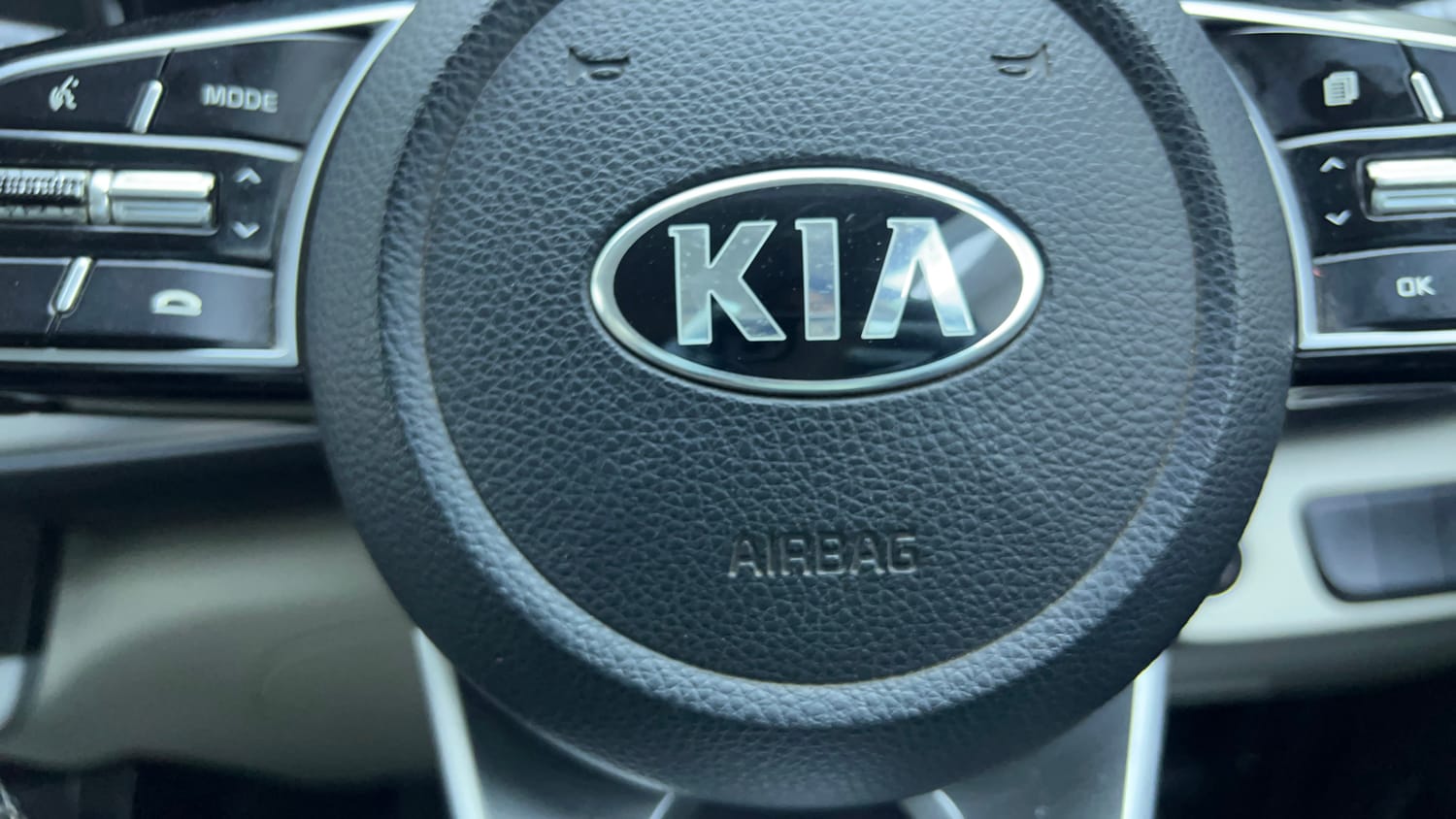 Used 2021 Kia Seltos HTX 1.5 Petrol Manual top_features Airbags