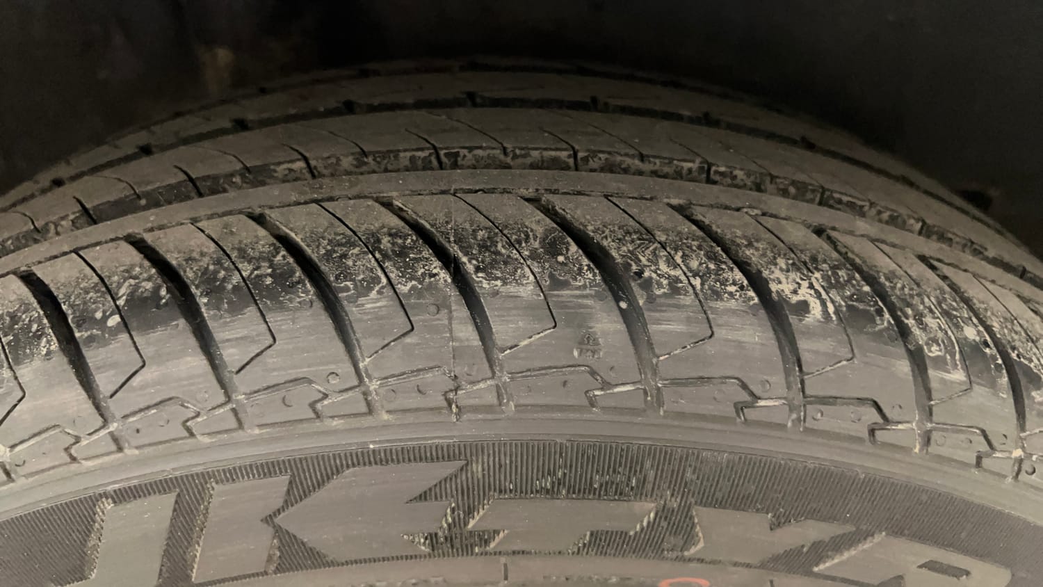 Used 2016 Honda City SV Diesel Diesel Manual tyres RIGHT REAR TYRE TREAD VIEW
