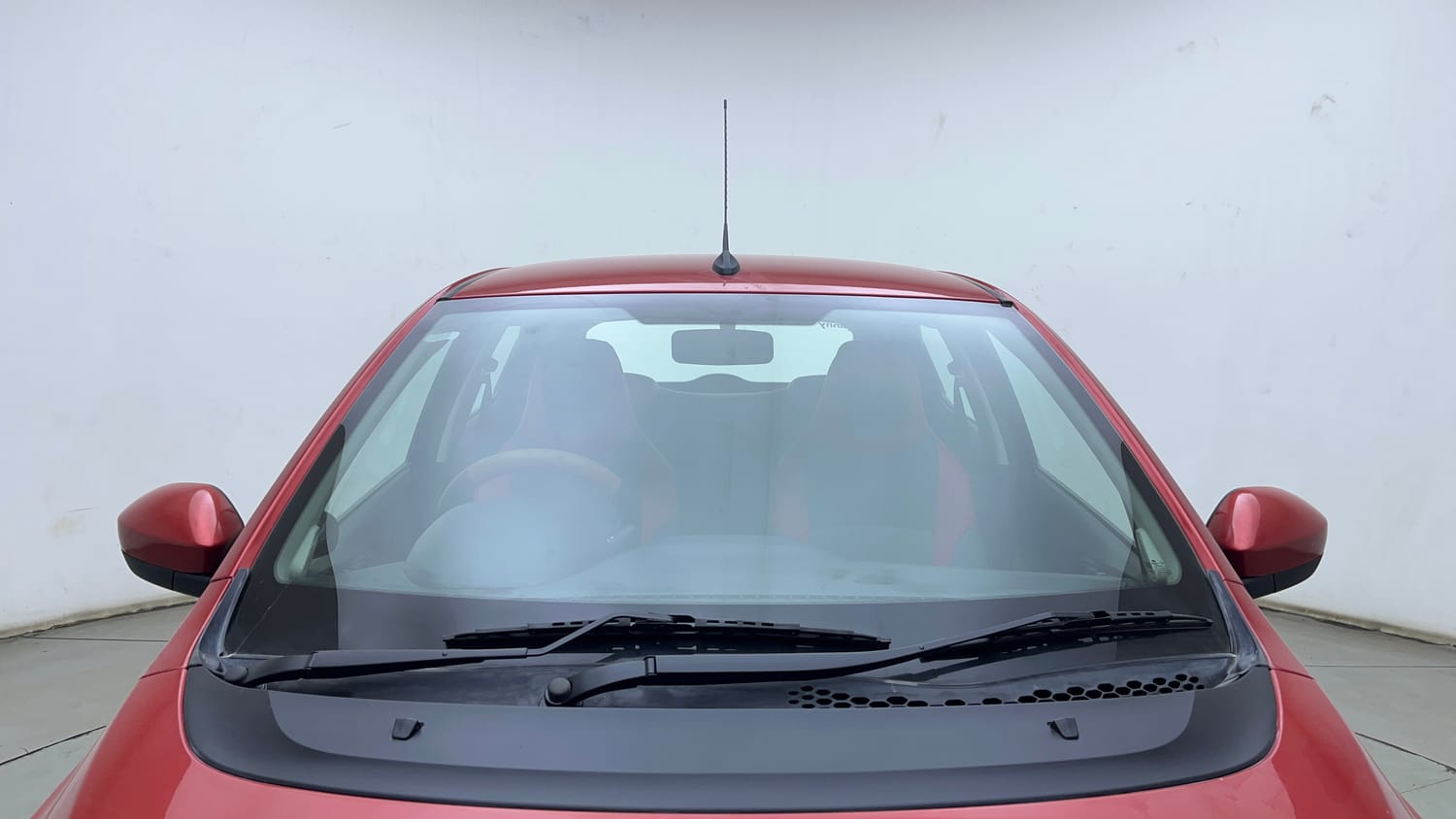 Used 2018 Tata Tiago Revotron XT Petrol Manual exterior FRONT WINDSHIELD VIEW