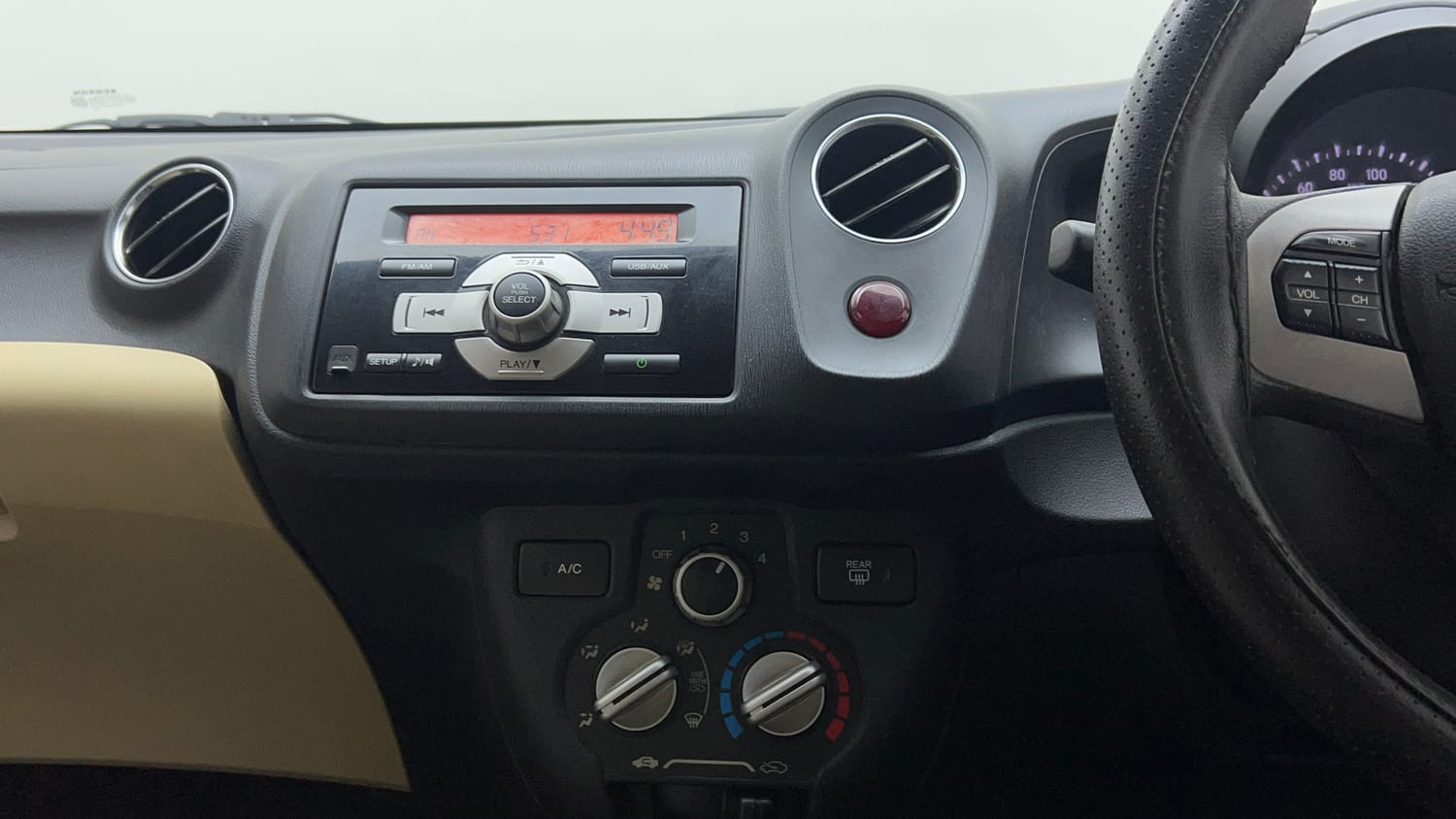 Used 2015 Honda Brio S MT Petrol Manual interior MUSIC SYSTEM & AC CONTROL VIEW