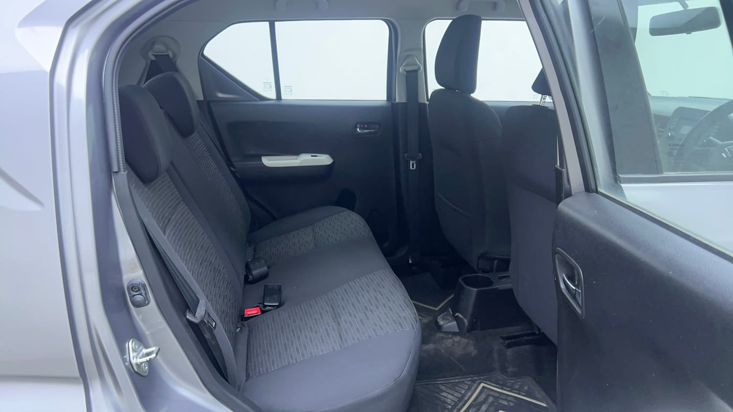 Used 2018 Maruti Suzuki Ignis Delta 1.2 MT Petrol Manual interior RIGHT SIDE REAR DOOR CABIN VIEW