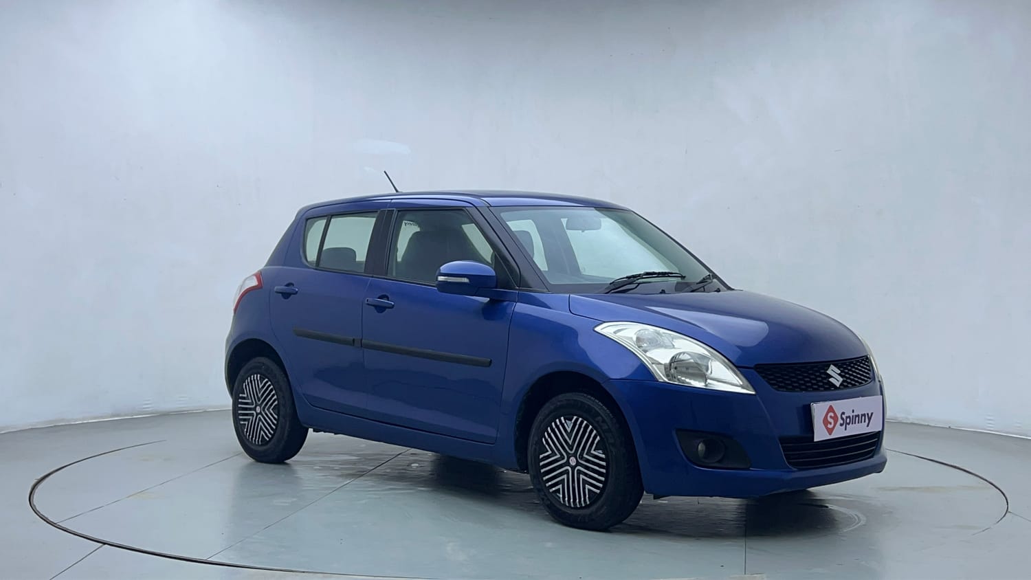 Used 2012 Maruti Suzuki Swift VXi Petrol Manual exterior RIGHT FRONT CORNER VIEW
