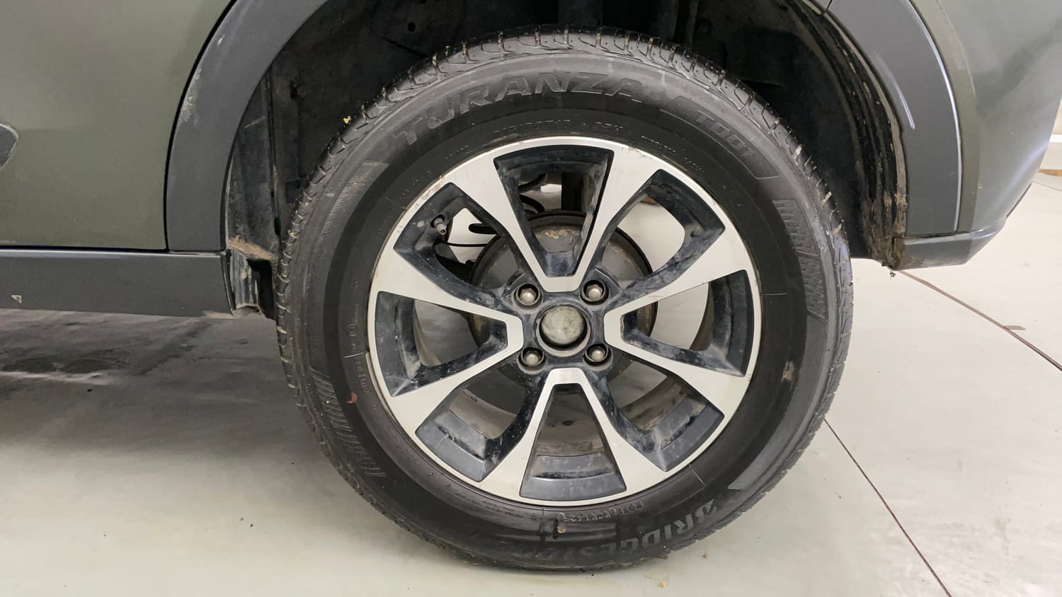 Used 2021 Tata Nexon XZA Plus (O) Diesel Diesel Automatic tyres LEFT REAR TYRE RIM VIEW