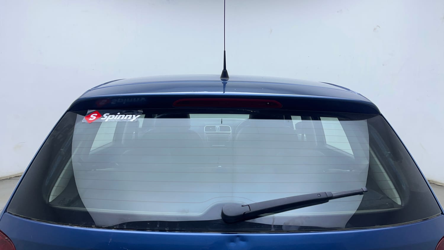 Used 2017 Volkswagen Polo Highline Plus 1.2( P)16 Alloy Petrol Manual exterior BACK WINDSHIELD VIEW