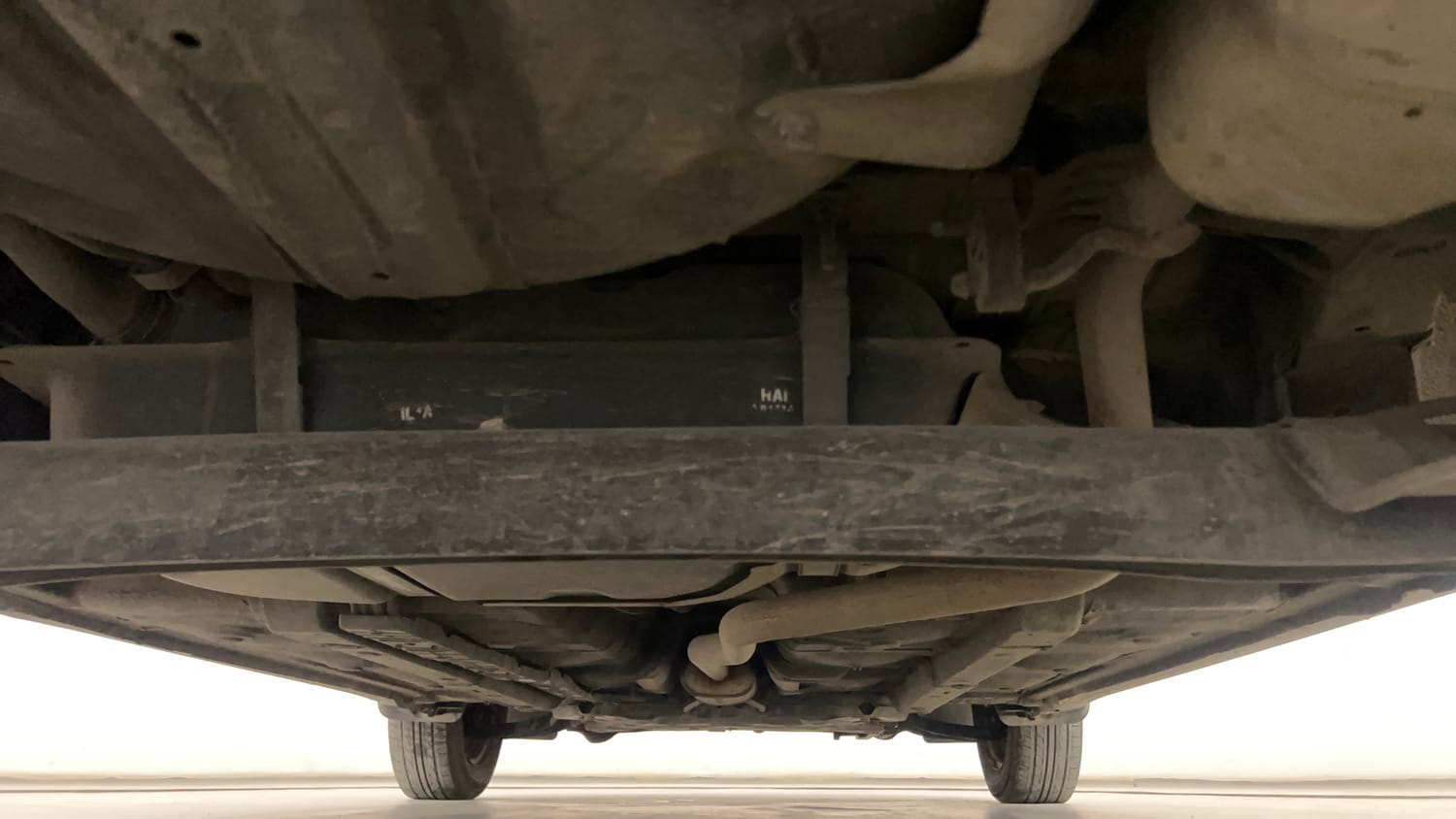 Used 2014 Hyundai Grand i10 Sportz 1.1 CRDi Diesel Manual extra REAR UNDERBODY VIEW (TAKEN FROM REAR)