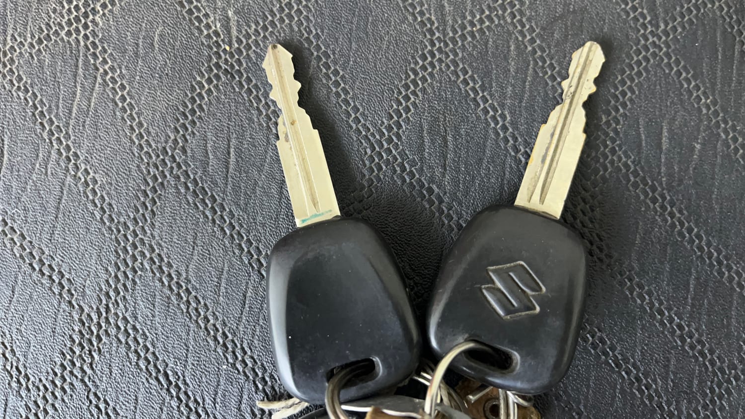 Used 2015 Maruti Suzuki Alto K10 LXi Petrol Manual extra CAR KEY VIEW