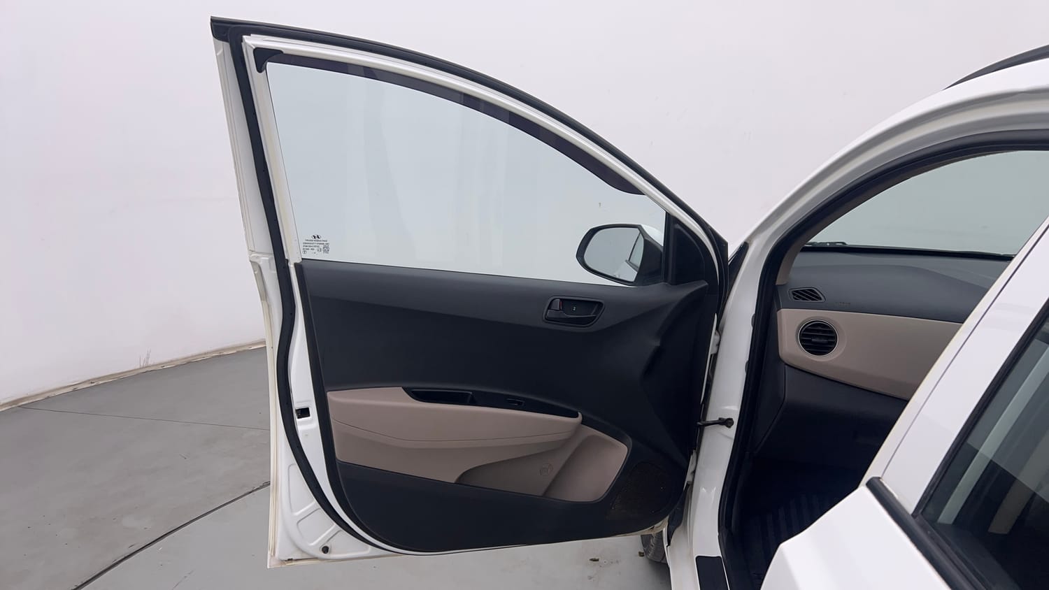 Used 2019 Hyundai Grand i10 Magna 1.2 Kappa VTVT Petrol Manual interior LEFT FRONT DOOR OPEN VIEW