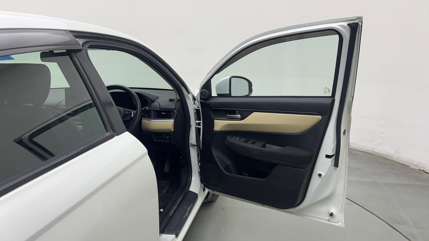 Used 2025 Honda Amaze ZX 1.2 Petrol CVT Petrol Automatic interior RIGHT FRONT DOOR OPEN VIEW