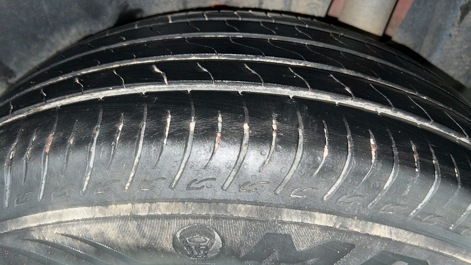 Used 2023 Maruti Suzuki Brezza VXi Petrol Manual tyres LEFT REAR TYRE TREAD VIEW