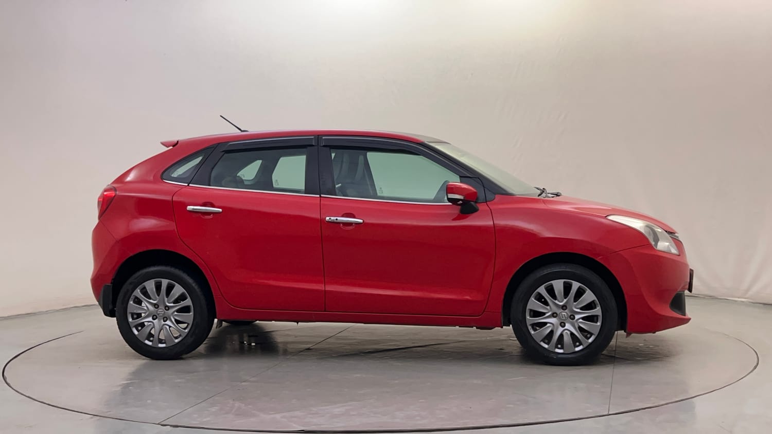 Used 2017 Maruti Suzuki Baleno Zeta 1.2 Petrol Manual exterior RIGHT SIDE VIEW
