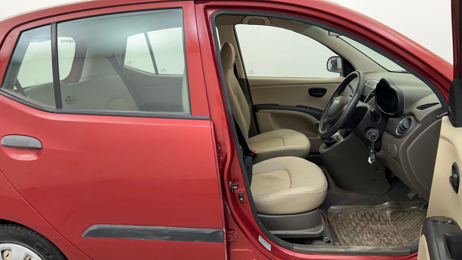 Used 2012 Hyundai i10 Era 1.1 iRDE2 Petrol Manual interior RIGHT SIDE FRONT DOOR CABIN VIEW