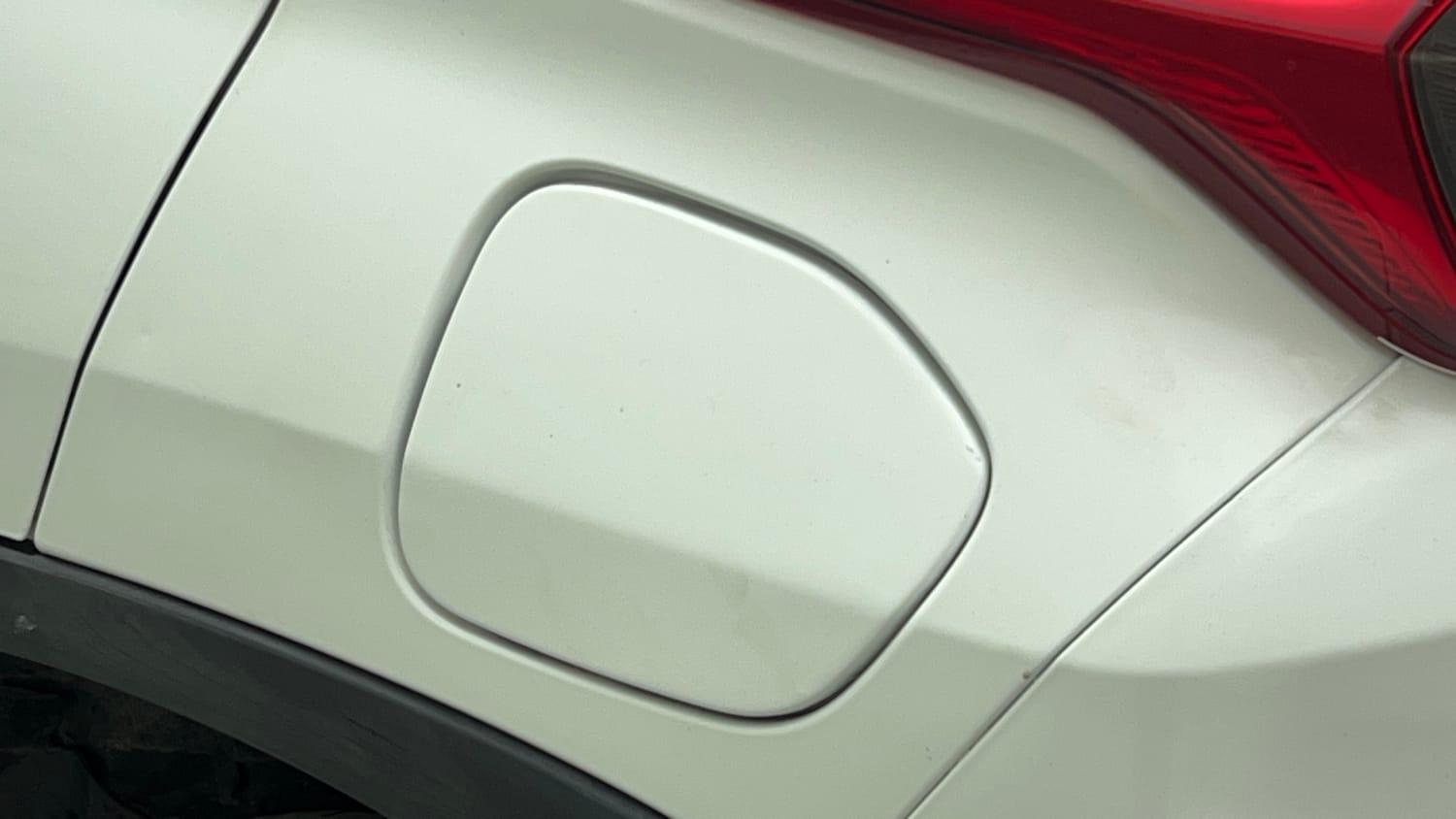 Used 2022 Tata Punch Creative AMT Petrol Automatic dents MINOR SCRATCH