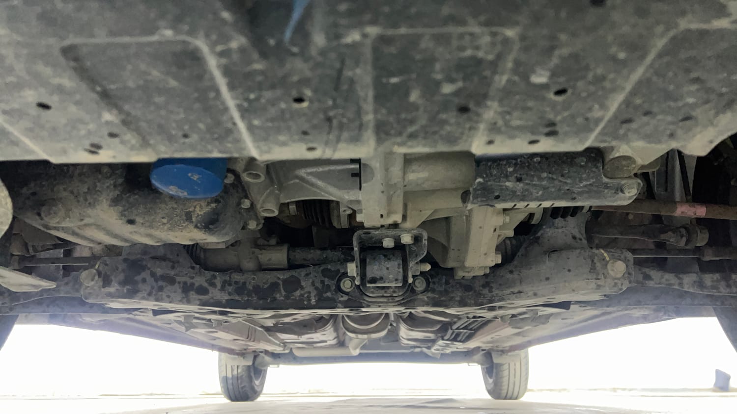 Used 2024 Hyundai Exter SX (O) Connect 1.2 AMT Petrol Automatic extra FRONT LEFT UNDERBODY VIEW