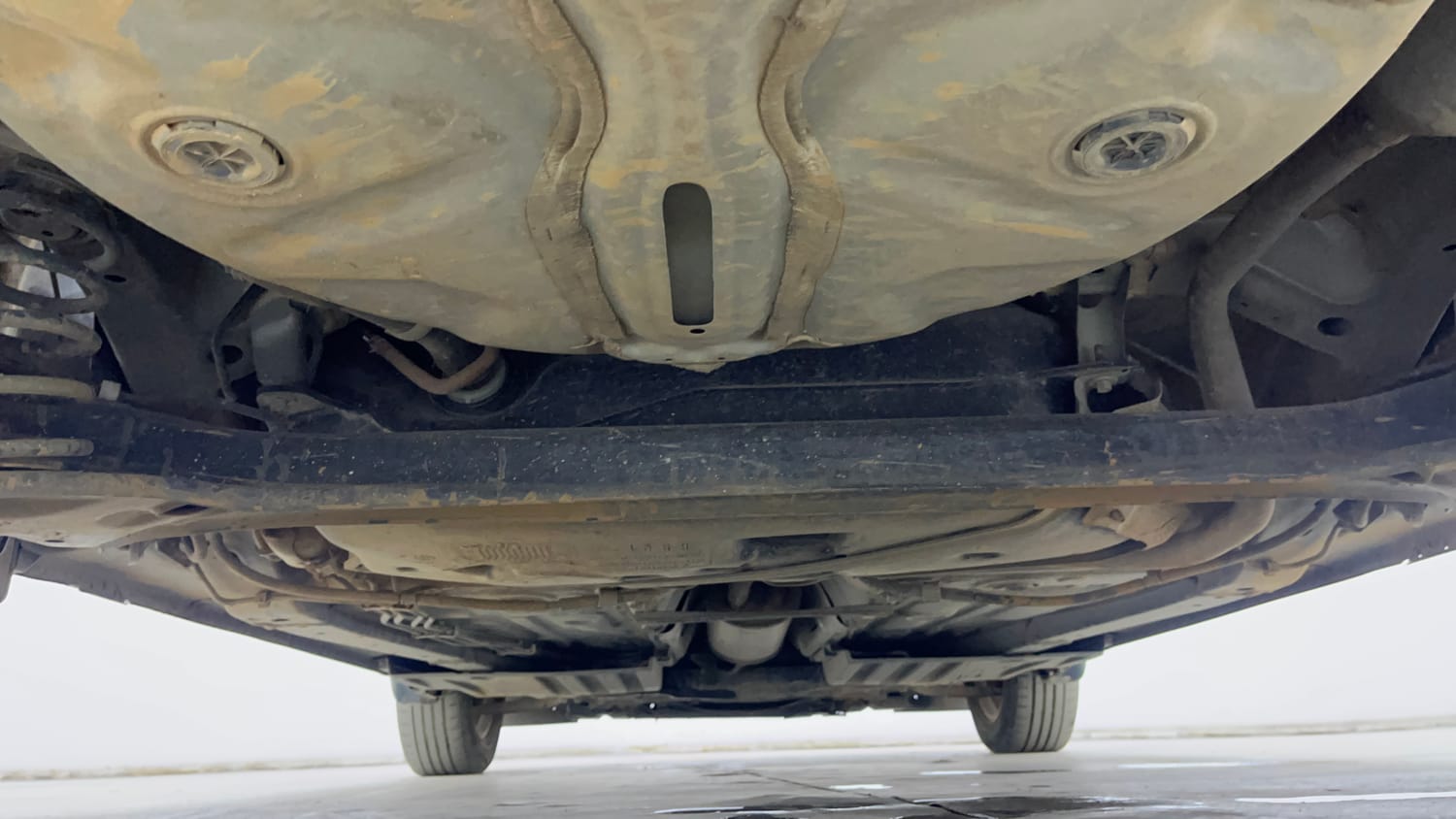 Used 2023 Maruti Suzuki Swift ZXi Plus AMT Petrol Automatic extra REAR UNDERBODY VIEW (TAKEN FROM REAR)