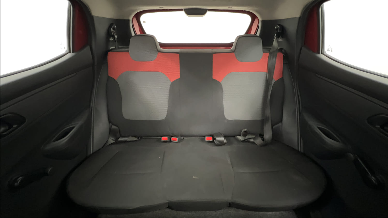 Used 2016 Renault Kwid RXT Petrol Manual interior REAR SEAT CONDITION VIEW