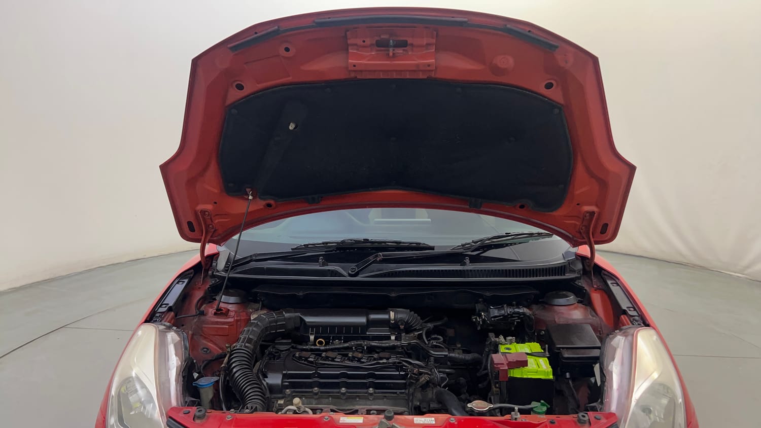 Used 2017 Maruti Suzuki Baleno Zeta 1.2 Petrol Manual engine ENGINE & BONNET OPEN FRONT VIEW