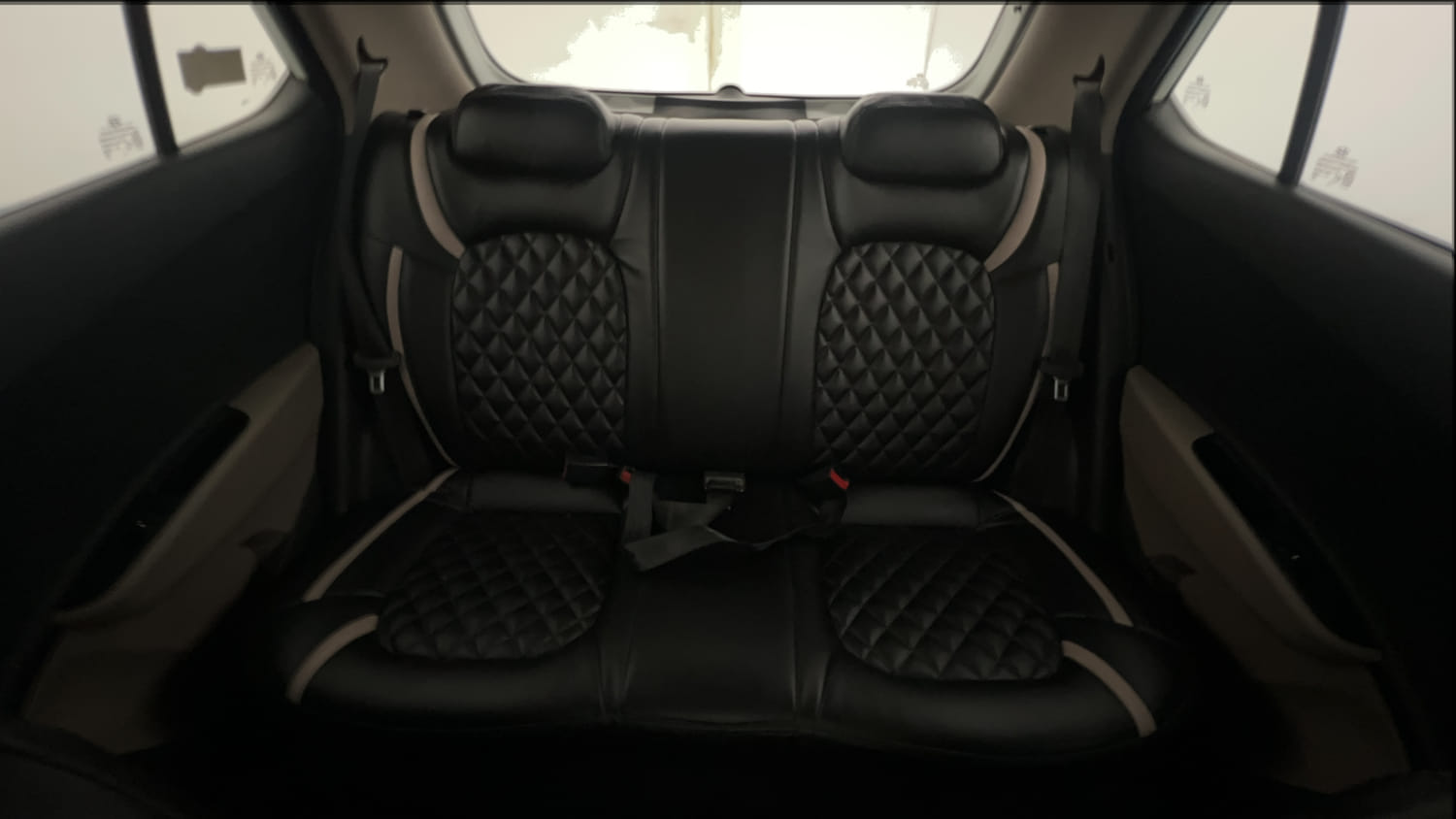 Used 2019 Hyundai Grand i10 Magna 1.2 Kappa VTVT Petrol Manual interior REAR SEAT CONDITION VIEW