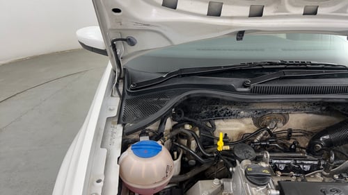 Used 2017 Volkswagen Ameo Highline1.2L (P) Petrol Manual engine ENGINE RIGHT SIDE HINGE & APRON VIEW