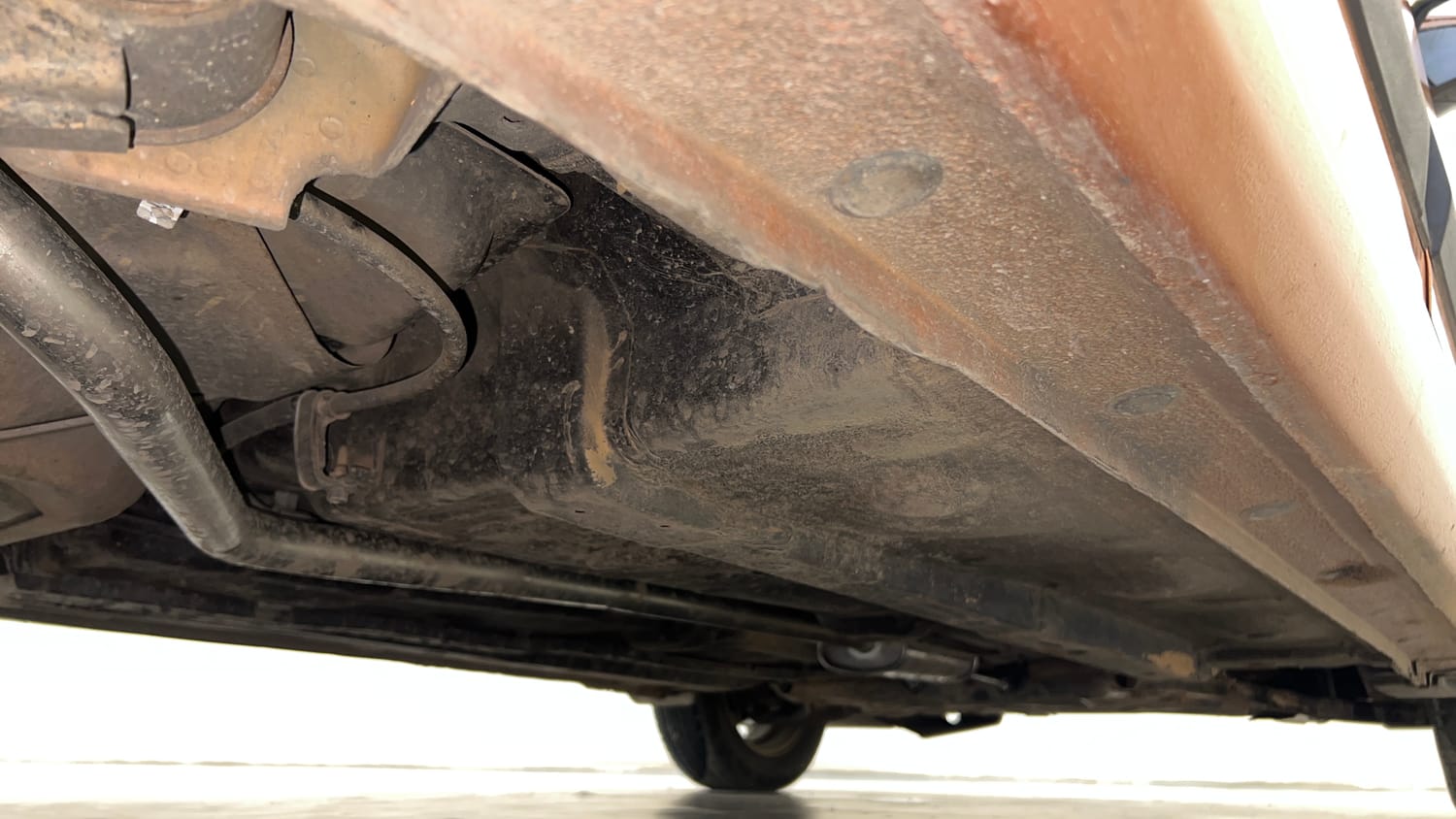 Used 2015 Hyundai Grand i10 Asta 1.2 Kappa VTVT (O) Petrol Manual extra REAR RIGHT UNDERBODY VIEW