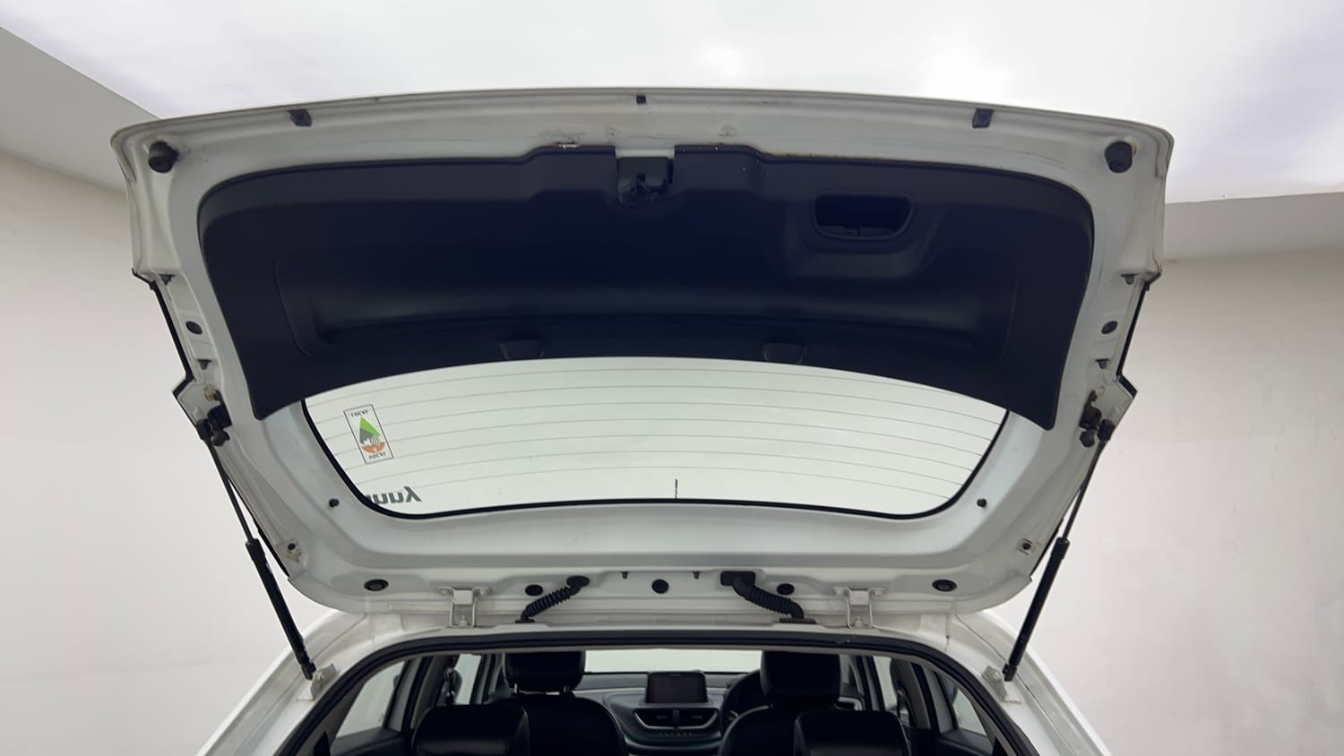 Used 2022 Tata Altroz XZ Plus i-Turbo Petrol Petrol Manual interior DICKY DOOR OPEN VIEW