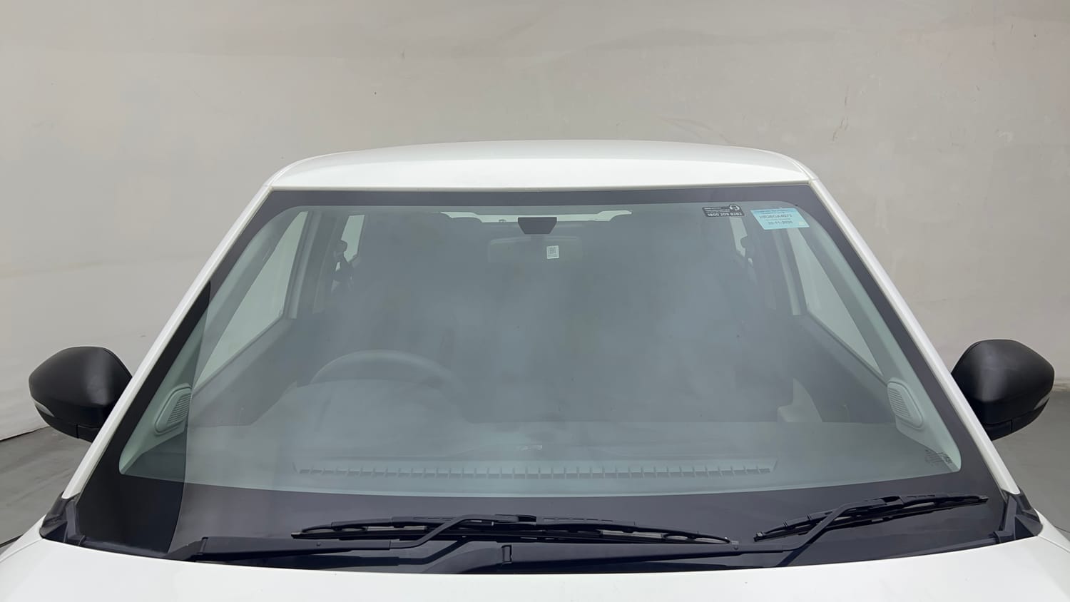 Used 2025 Tata Punch Pure (o) Petrol Manual exterior FRONT WINDSHIELD VIEW