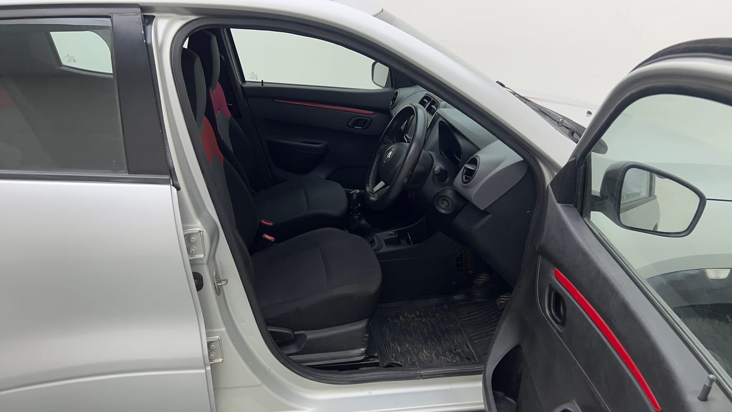 Used 2017 Renault Kwid RXT Live For More Edition 1.0 Petrol Manual interior RIGHT SIDE FRONT DOOR CABIN VIEW