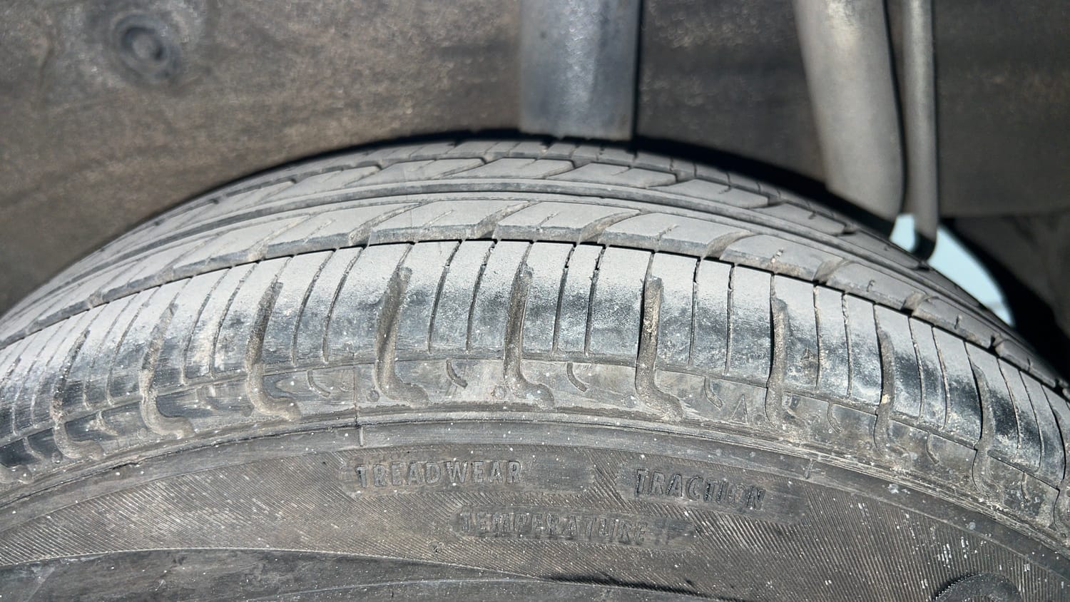Used 2015 Maruti Suzuki Celerio VXi Petrol Manual tyres LEFT REAR TYRE TREAD VIEW