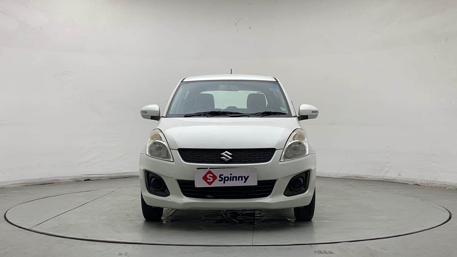 Used 2015 Maruti Suzuki Swift Lxi (O) Petrol Manual exterior FRONT VIEW