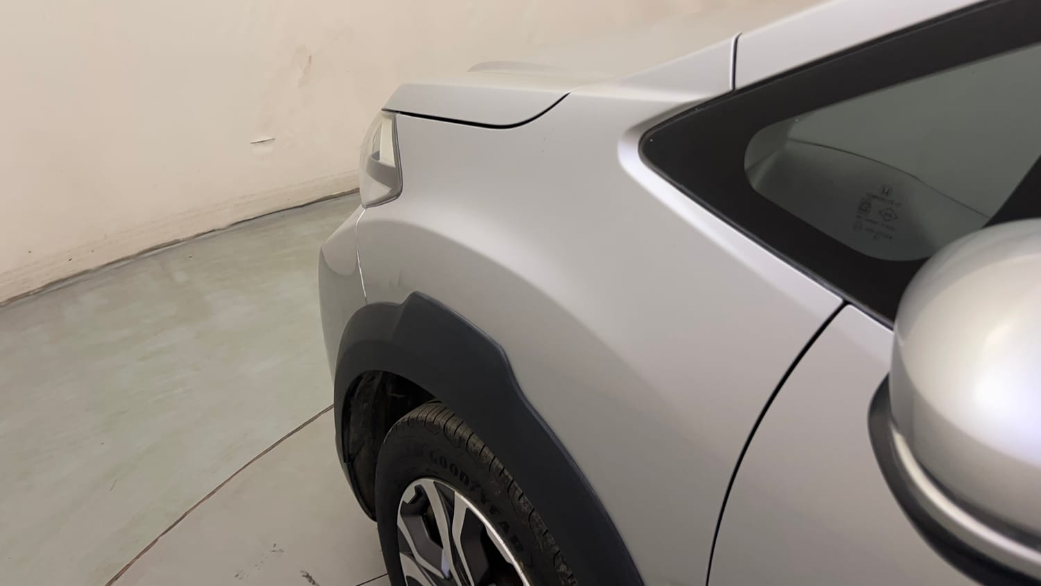 Used 2019 Honda WR-V VX MT Petrol Petrol Manual dents MINOR SCRATCH