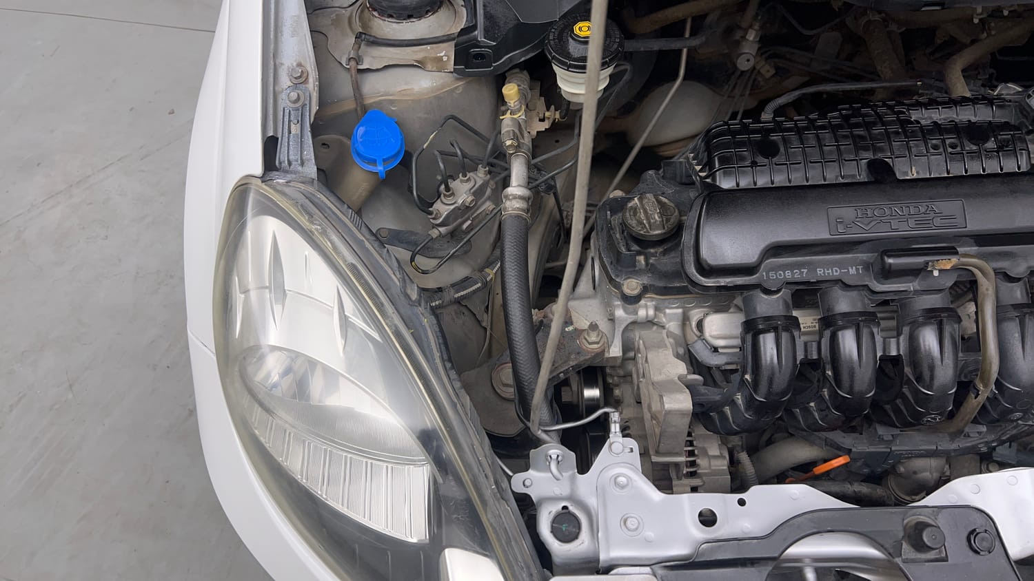 Used 2016 Honda Amaze 1.2 S i-VTEC Petrol Manual engine ENGINE RIGHT SIDE VIEW