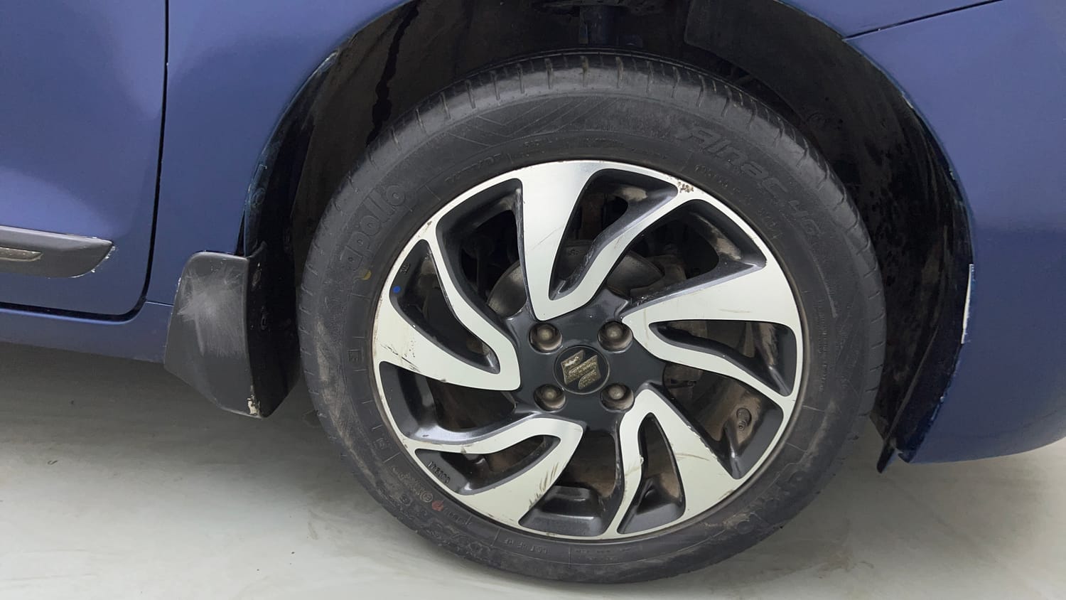 Used 2019 Maruti Suzuki Baleno Alpha Petrol Manual tyres RIGHT FRONT TYRE RIM VIEW