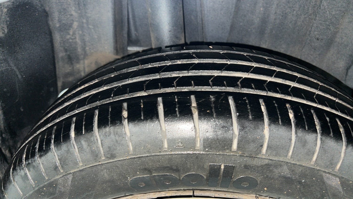 Used 2023 Maruti Suzuki Baleno Delta MT Petrol Manual tyres RIGHT REAR TYRE TREAD VIEW